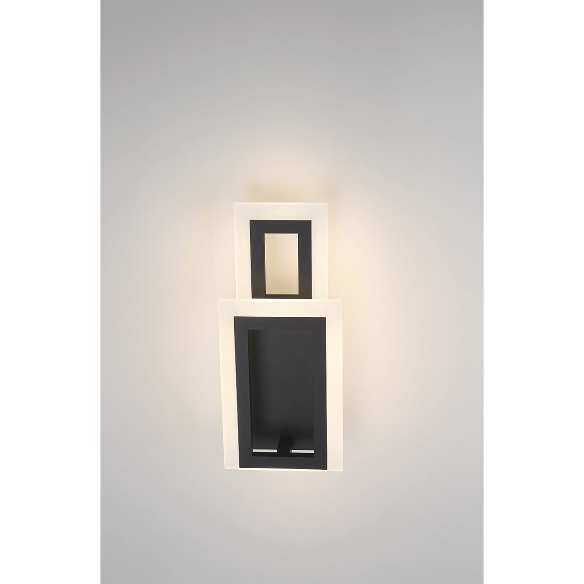 Inizio Wall Sconce Wall Light in Black