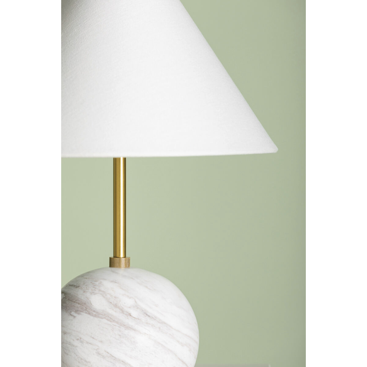Jewel 16 inch 8.00 watt Aged Brass Table Lamp Portable Light
