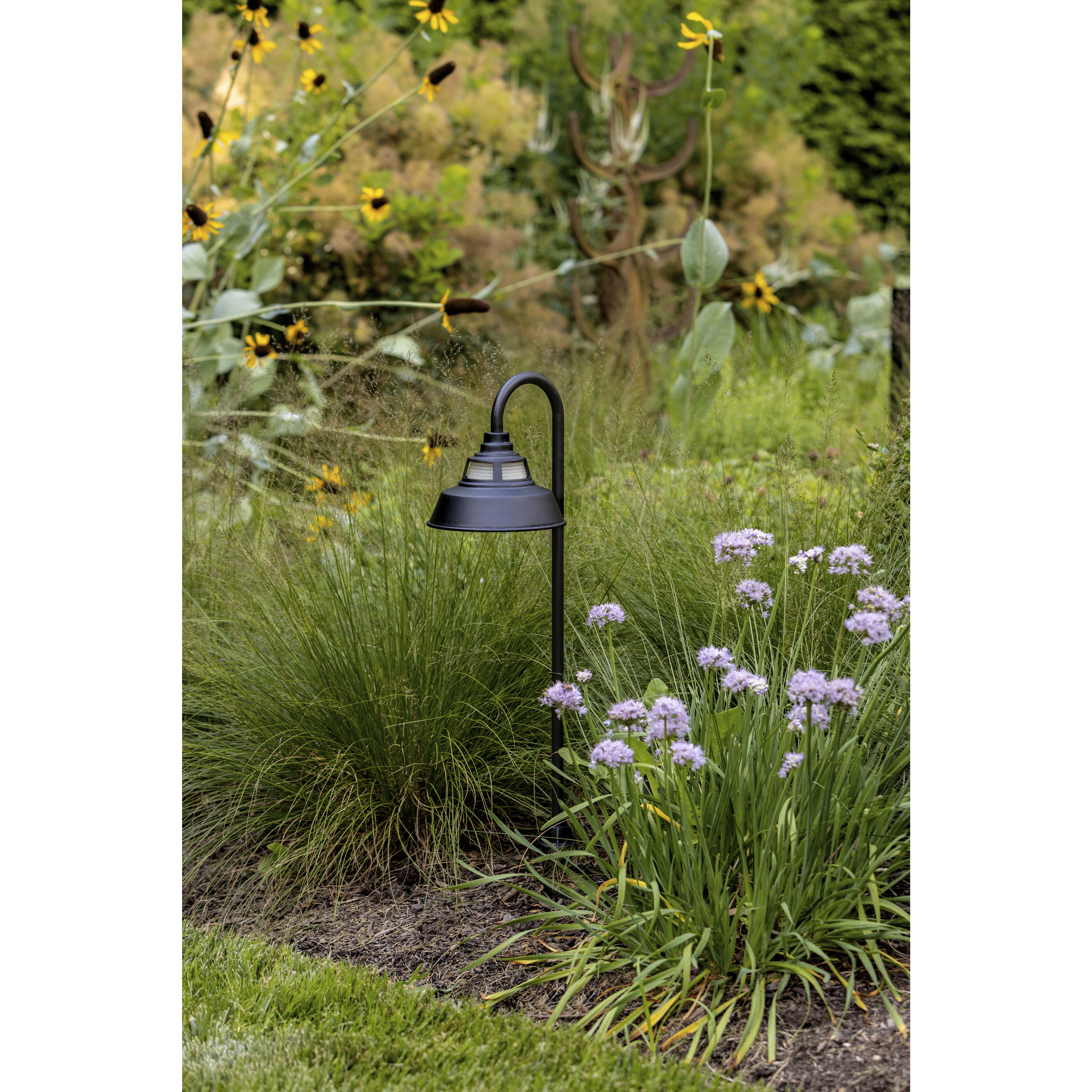 Troyer 12v 1.50 watt Black Landscape Path Light