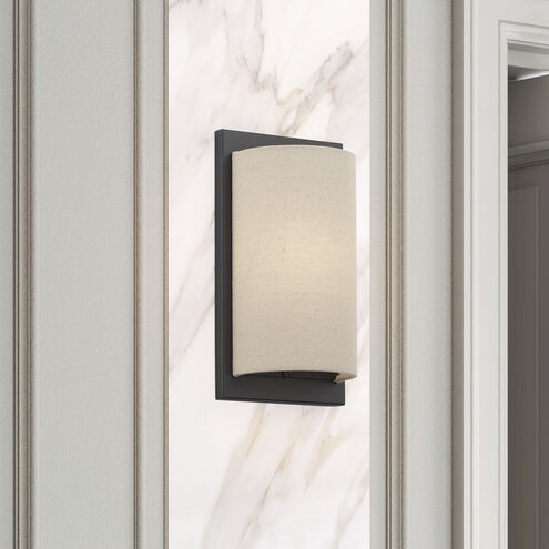 Bellingham Wall Sconce Wall Light in Bronze