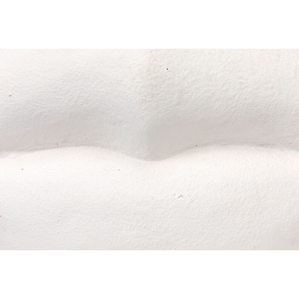 Lips White Fiber Cement Statue