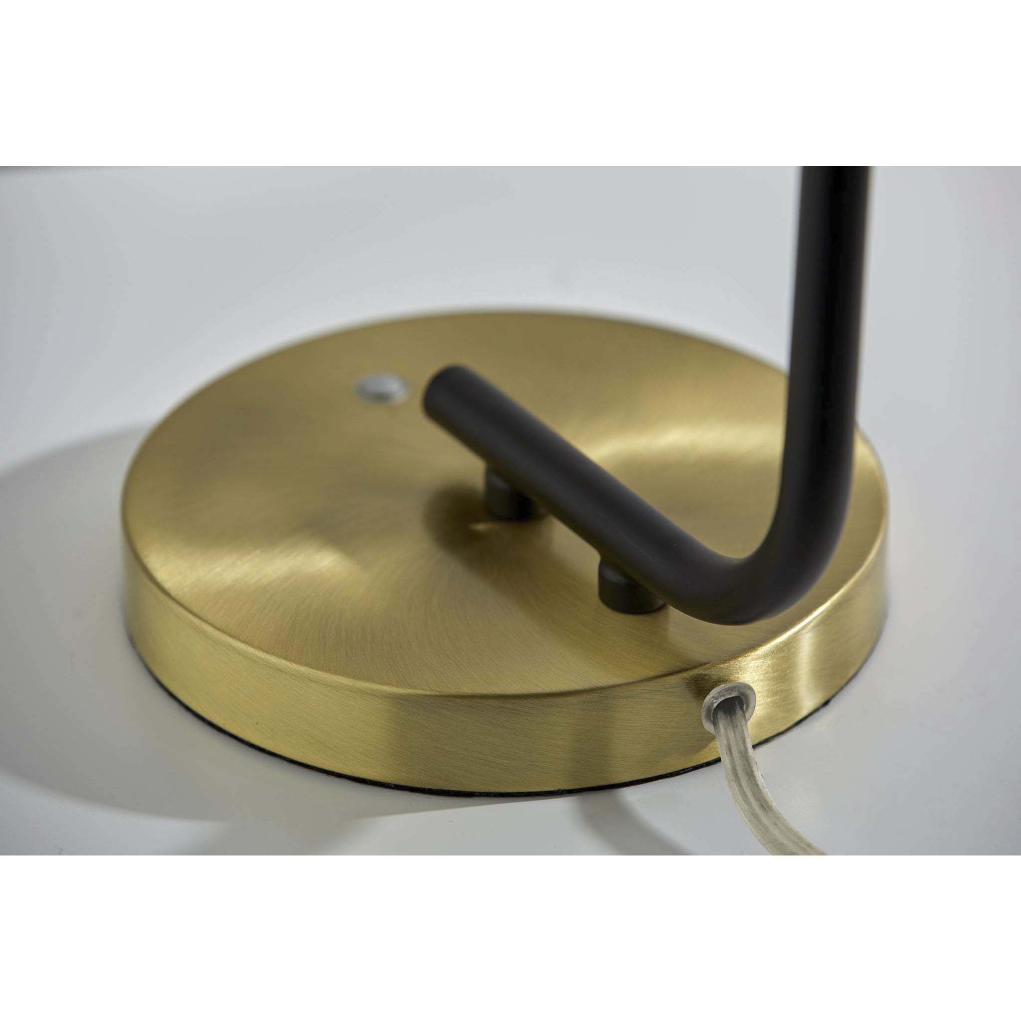 Sophia 21.65 inch 9.00 watt Black and Antique Brass Desk Lamp Portable Light