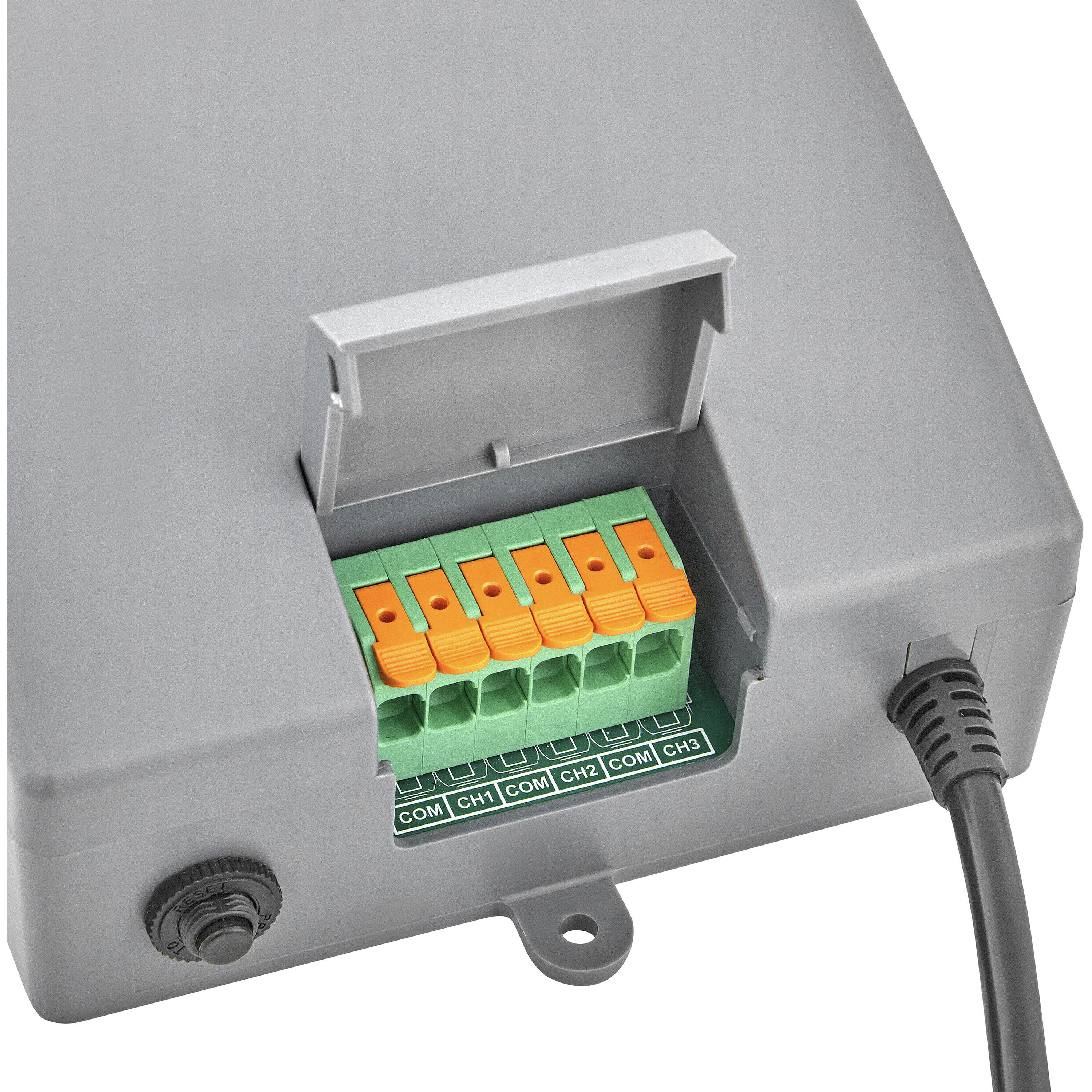 Issac 120v Gray Landscape Transformer