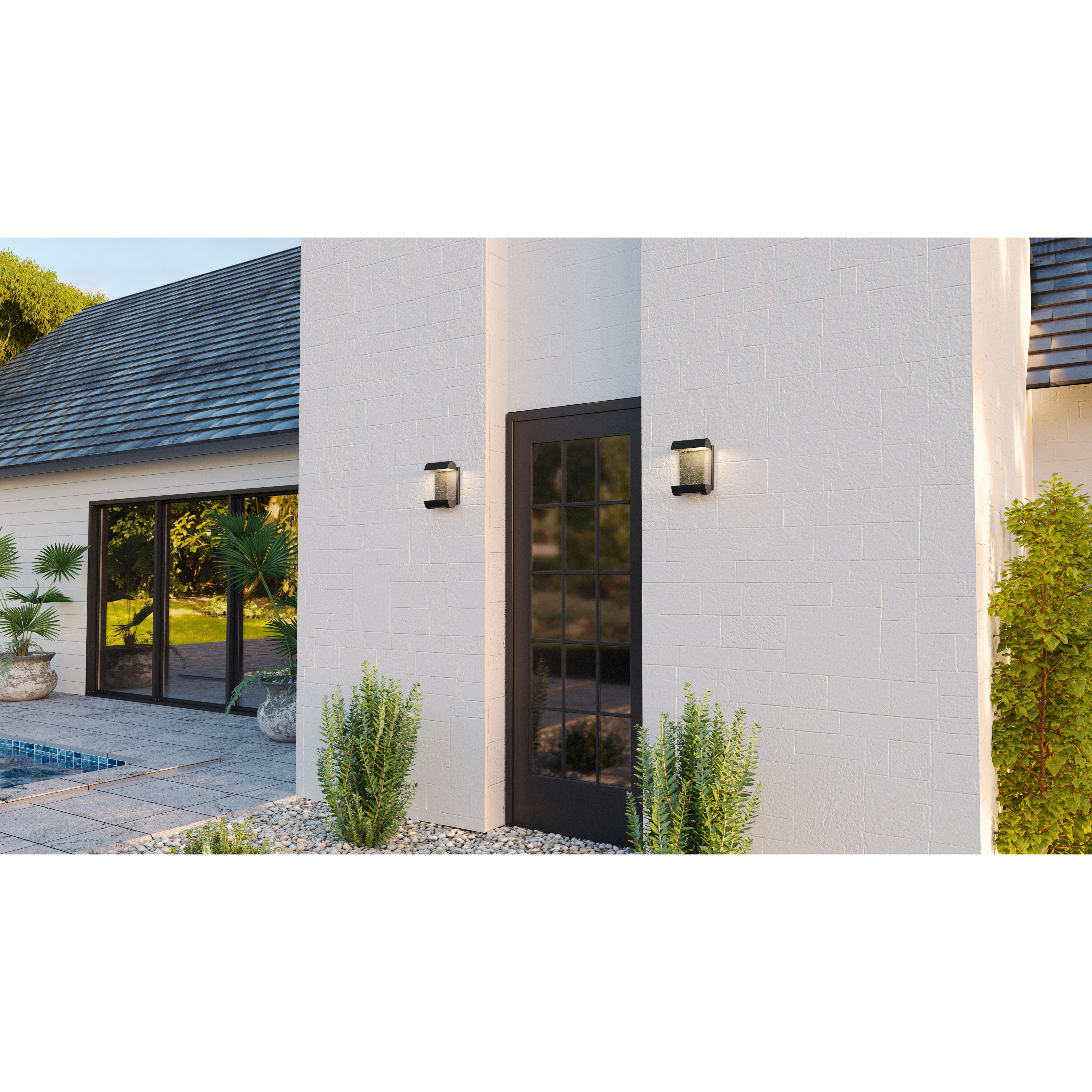 Townes Outdoor Wall Lantern