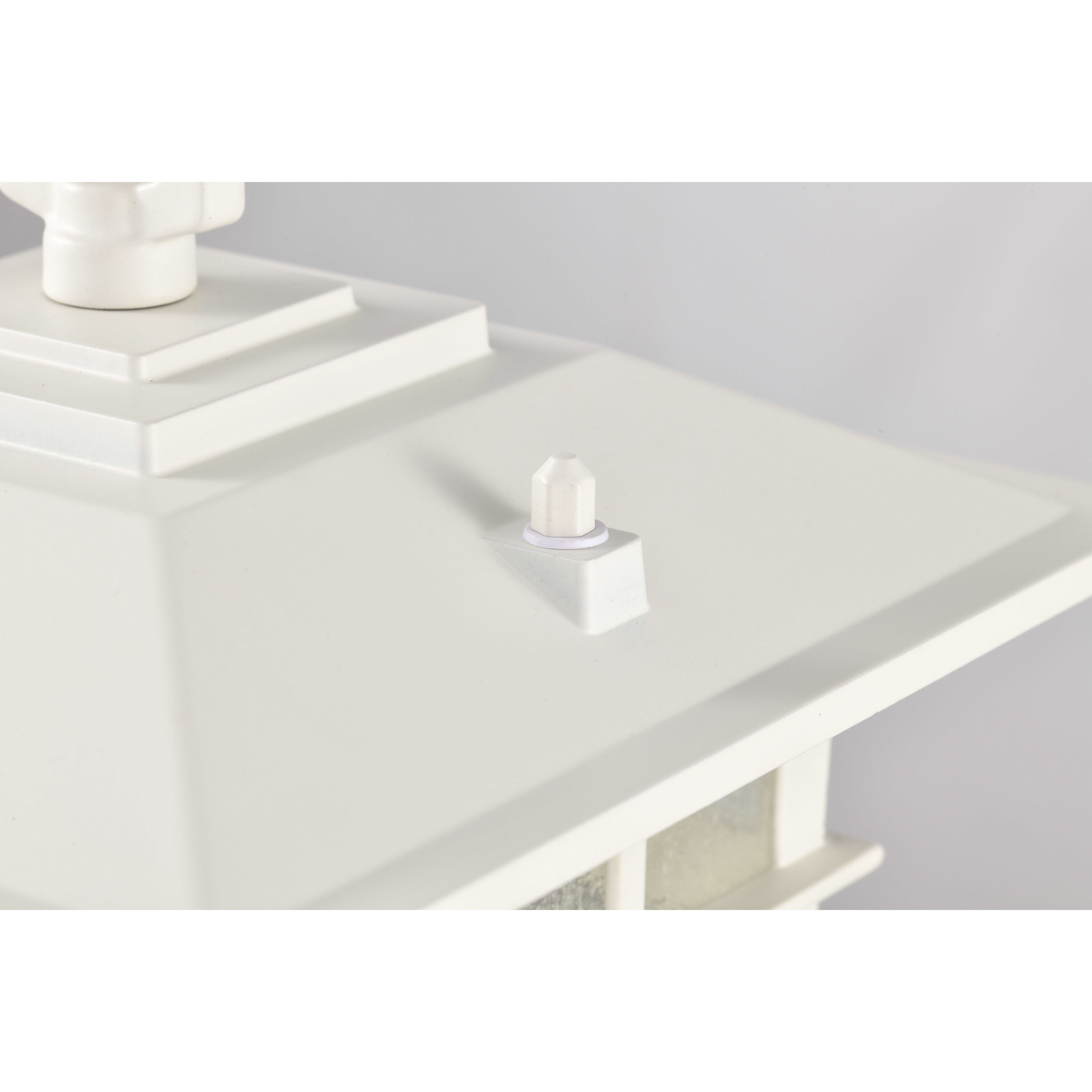 Cove Neck 16 inch White Post Lantern, Large