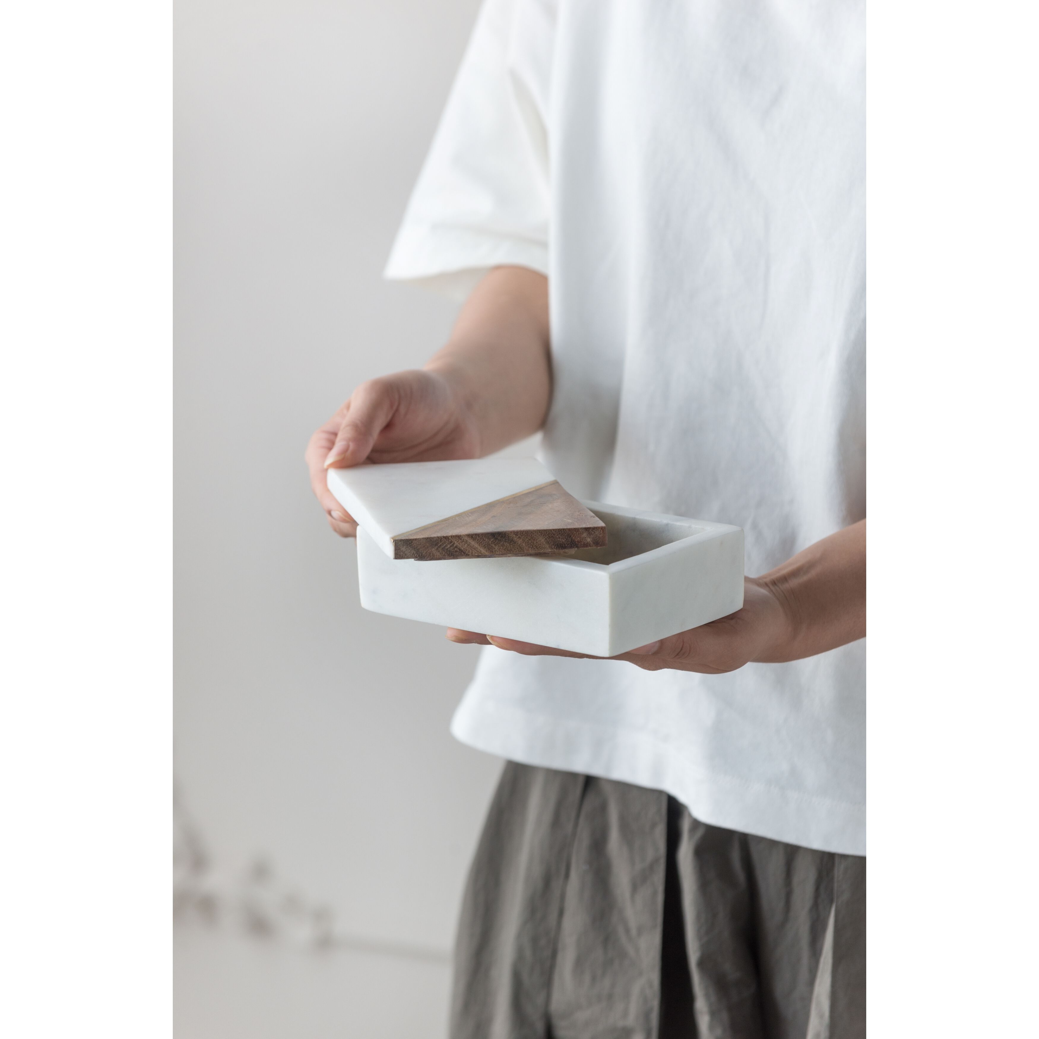 Anita 3.9 inch White/Brown Marble Boxes