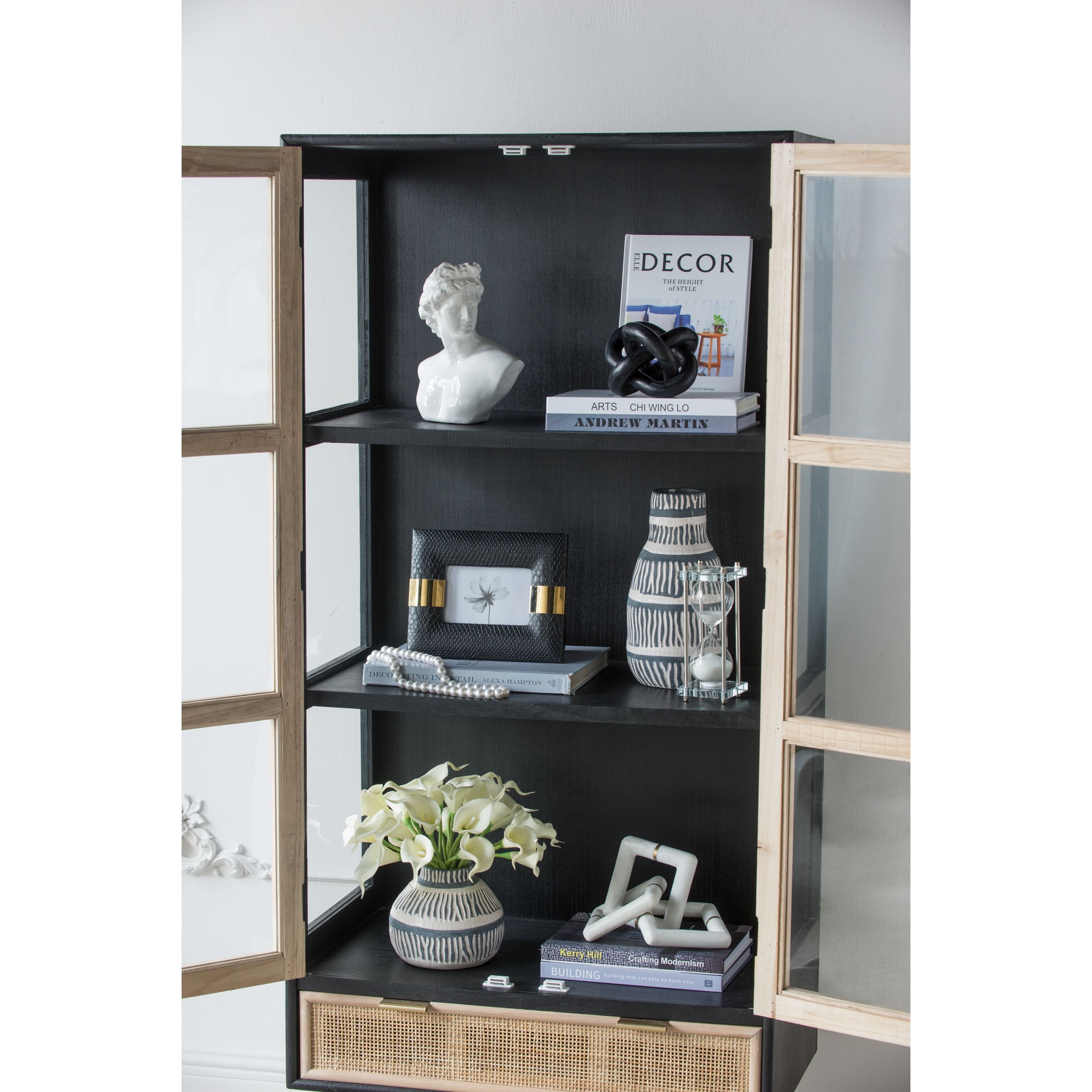 Anita White/Gold Marble Chain