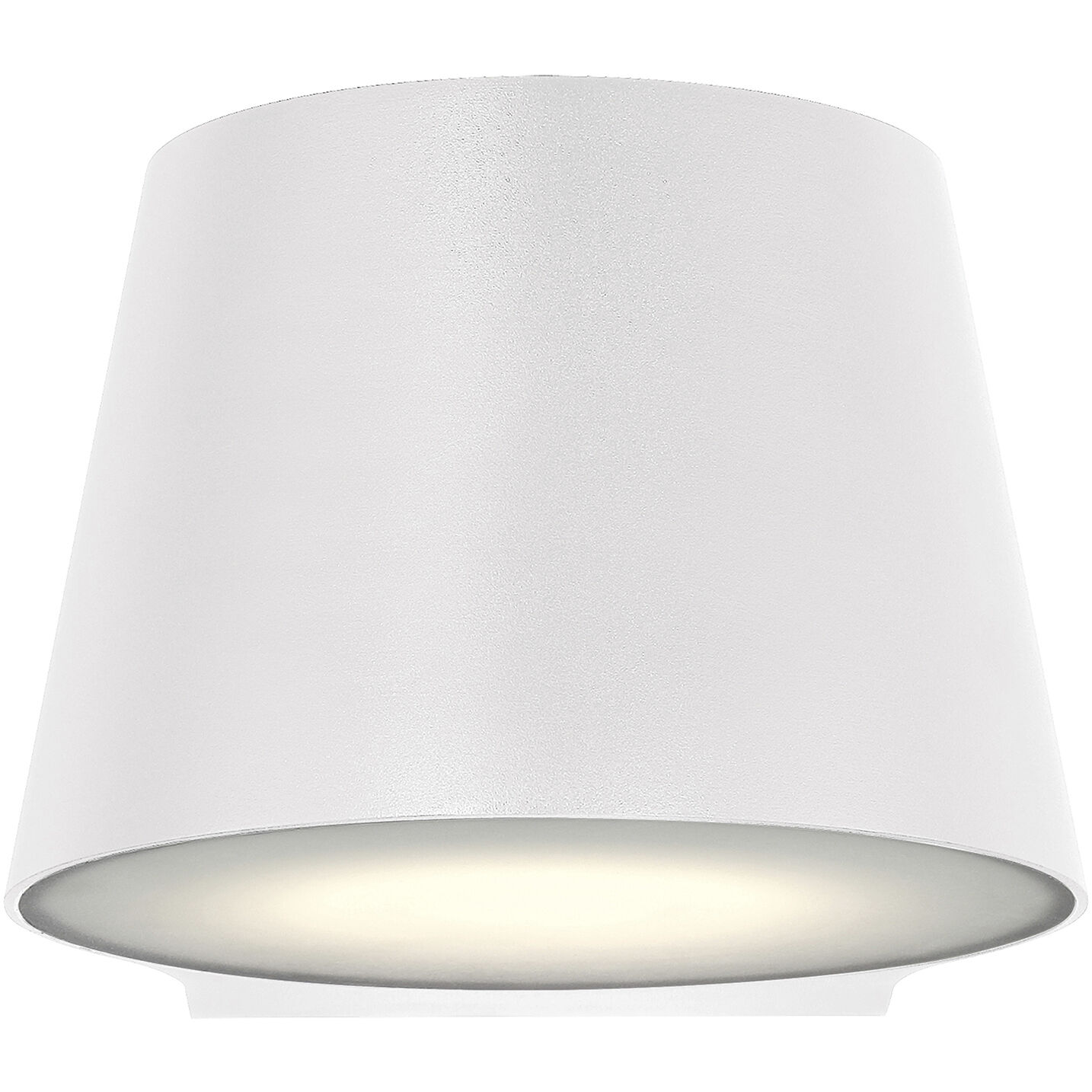 Ry Outdoor Wall Mount in White