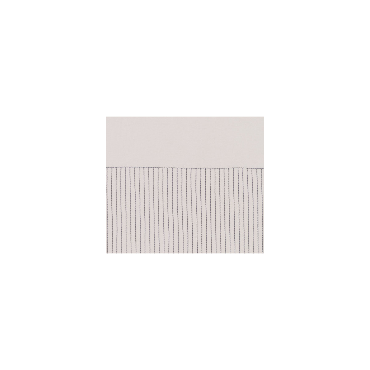 Rhythm Light Gray Bedding Swatch
