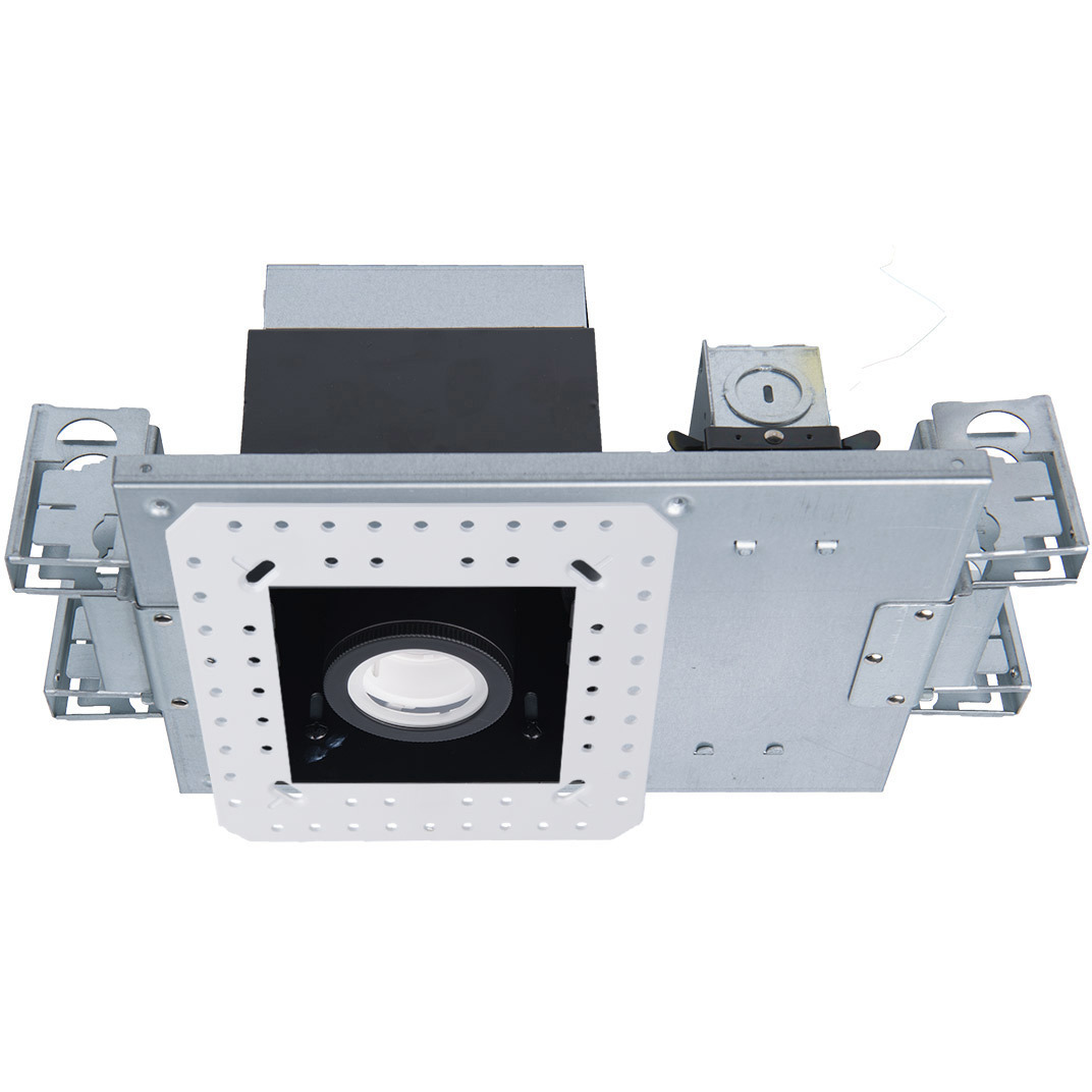 Silo Multiples LED White Black Recessed Lighting in 3000K, White/Black