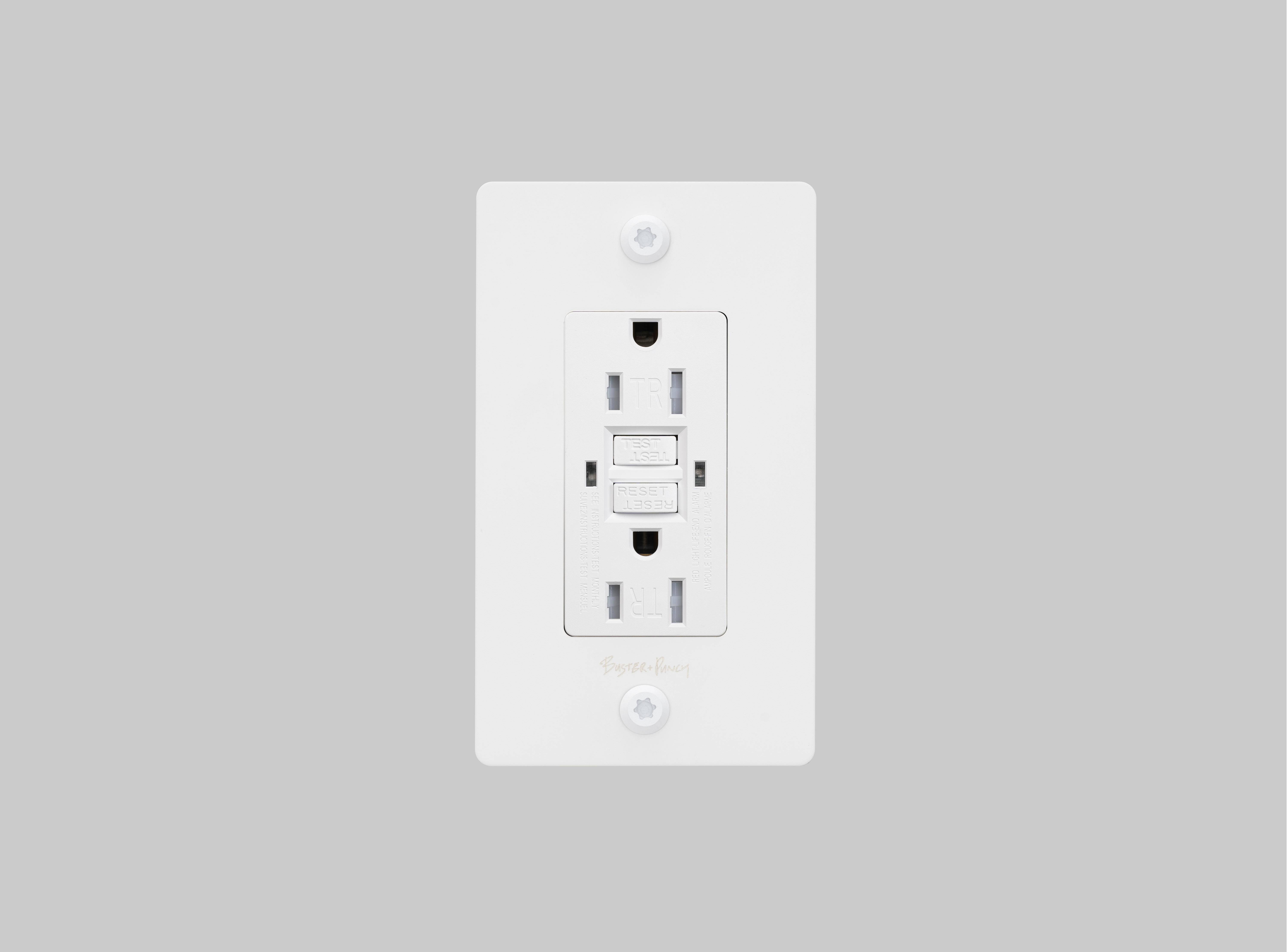 1G Duplex 125 White Outlet, GFCI